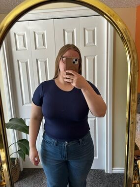 Navy Short-Sleeve Women’s Crop Top